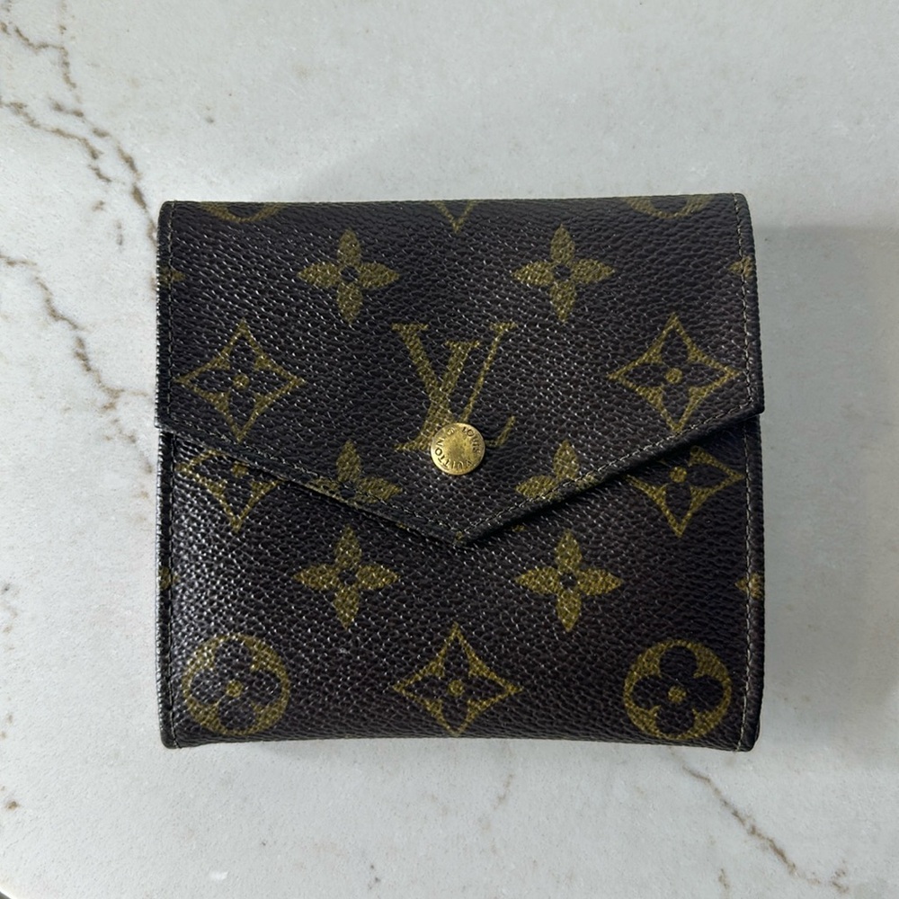 Authentic LV Men’s wallet